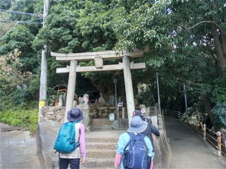 登山口
