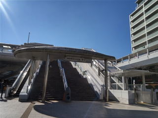 秦野