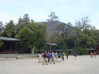 �_�{�{�a��萤�T�R