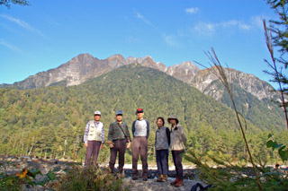 �O����o�b�N��