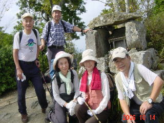 ��M�R�R��