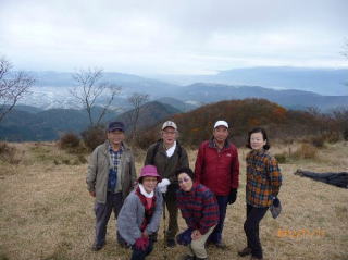 鍋割山山頂