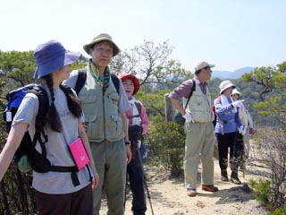 �n�̔w��W�]��